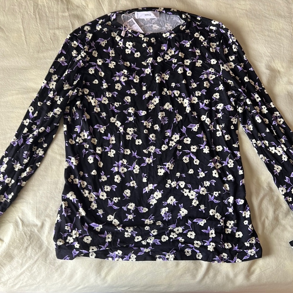 Mango printed tee shirt size lArge